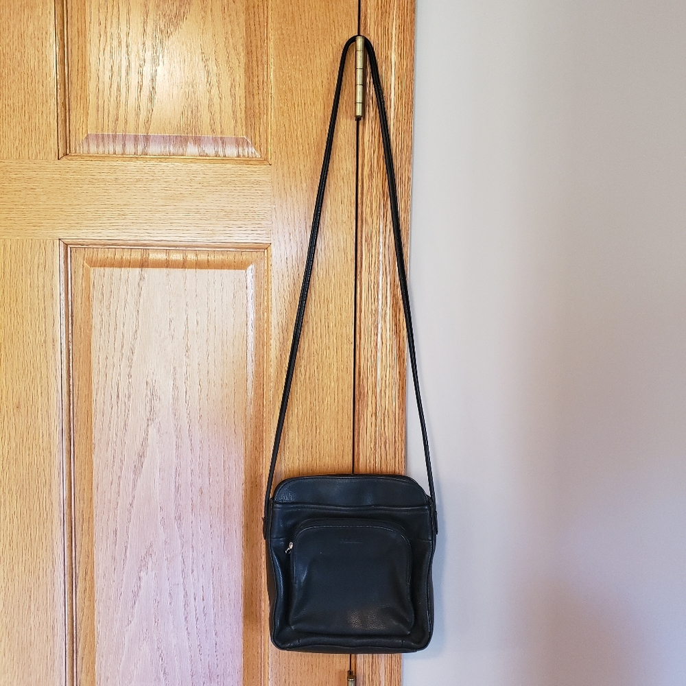 Fossil Crossbody Bag - Picture 1 of 14